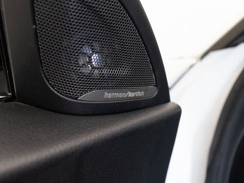 Used 2017 BMW M2 image 20