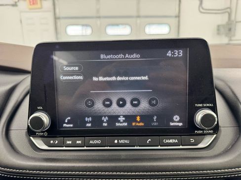 Used 2021 Nissan Rogue S AWD/4WD image 30