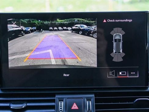 Used 2023 Audi Q5 2.0T Premium w/ Convenience Package image 22