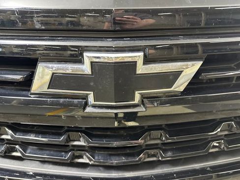 Used 2023 Chevrolet Silverado 1500 RST w/ Redline Edition image 9
