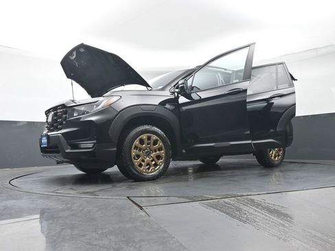 Certified 2022 Honda Passport TrailSport image 52