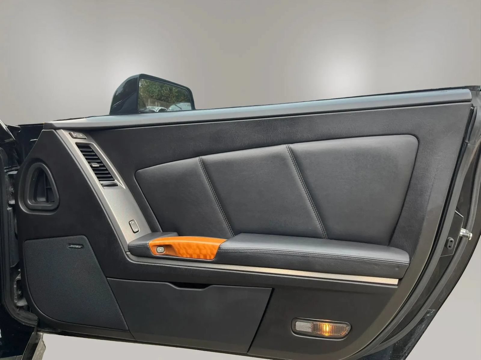 Used 2006 Cadillac XLR RWD image 12