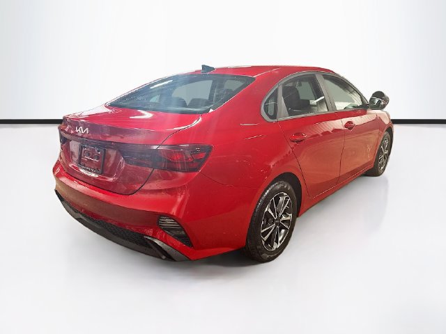 Certified 2022 Kia Forte LXS FWD image 7