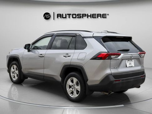 Used 2019 Toyota RAV4 XLE image 7