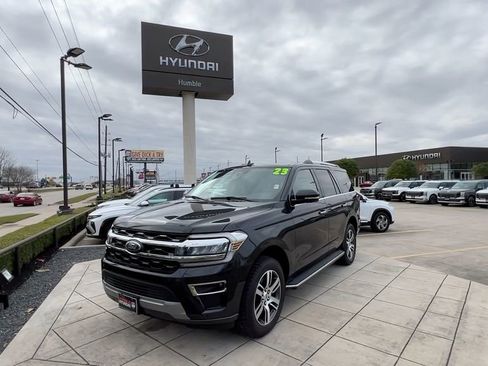 Used 2023 Ford Expedition Limited image 10