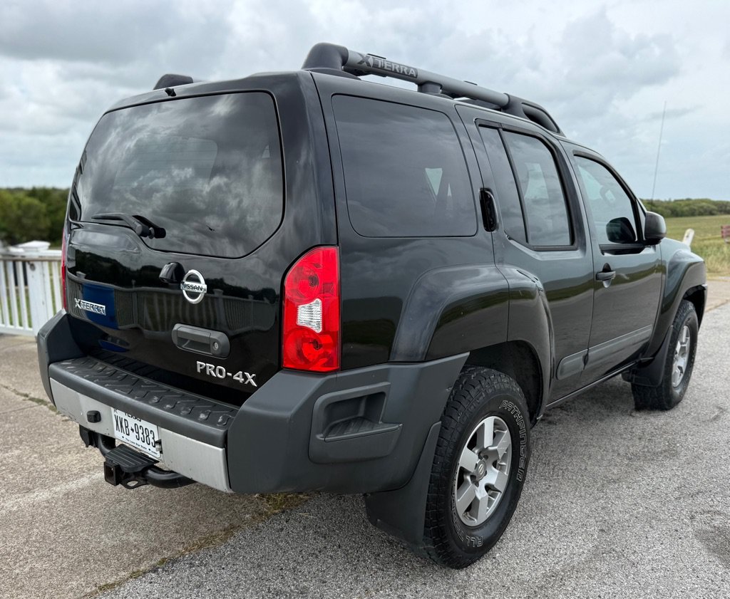 Used 2013 Nissan Xterra PRO-4X w/ Pro-4x Leather Pkg AWD/4WD image 5
