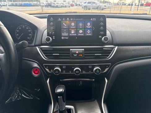 Used 2018 Honda Accord EX-L image 6