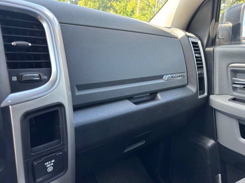 Used 2016 RAM 1500 Big Horn AWD/4WD image 36