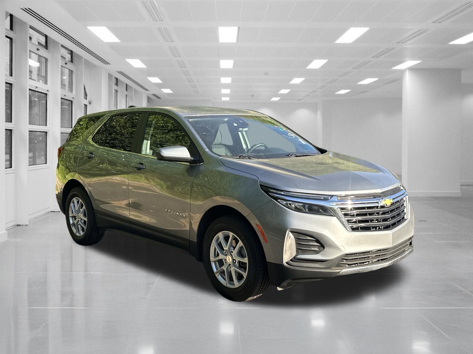 Certified 2024 Chevrolet Equinox LT w/ Driver Convenience Package AWD/4WD image 3