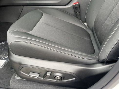 New 2025 Jeep Grand Cherokee Laredo X image 12