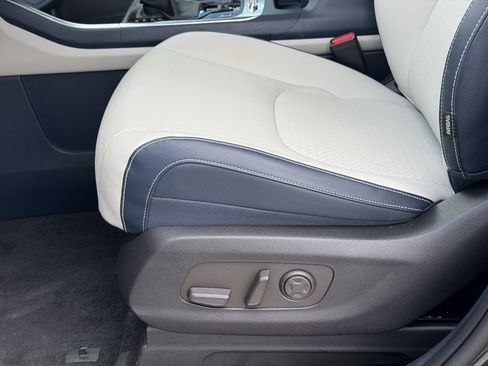 Used 2026 Kia Carnival SX Prestige FWD image 24
