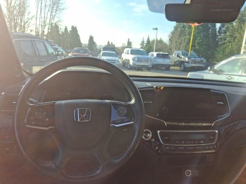 Used 2021 Honda Passport Touring image 13