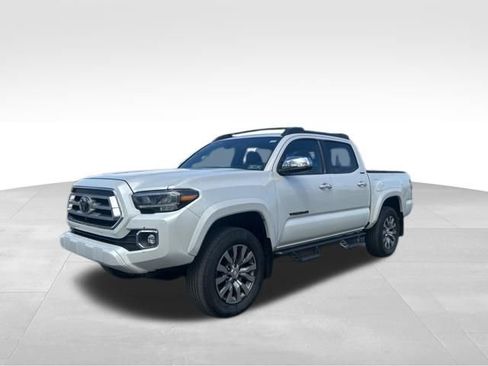 Used 2023 Toyota Tacoma Limited image 1