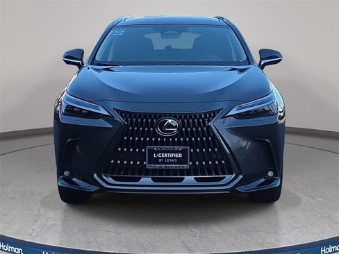 Used 2025 Lexus NX 300h AWD w/ Luxury Package image 2