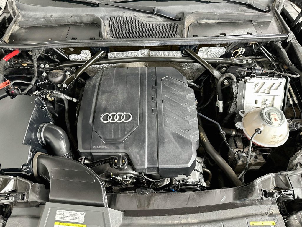 Used 2021 Audi Q5 2.0T Premium Plus w/ Premium Plus Package AWD/4WD image 30
