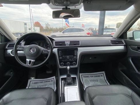 Used 2012 Volkswagen Passat 2.5 SE image 13