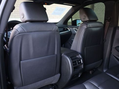 Used 2021 Cadillac XT5 Premium Luxury FWD image 20