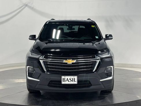 Used 2023 Chevrolet Traverse LT AWD/4WD image 9