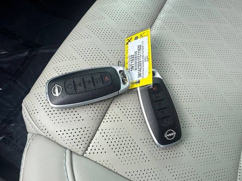 Used 2026 Nissan Murano Platinum w/ Cargo Package AWD/4WD image 32