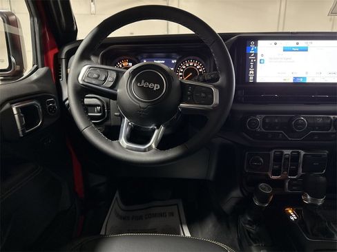 New 2025 Jeep Wrangler Sahara image 20