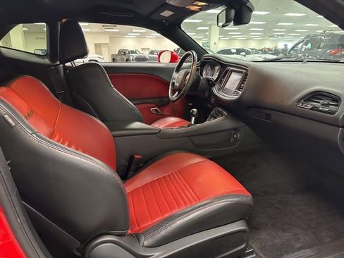 Used 2016 Dodge Challenger R/T Plus image 11