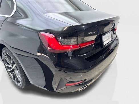 Used 2021 BMW 330i xDrive Sedan w/ Driving Assistance Package AWD/4WD image 19