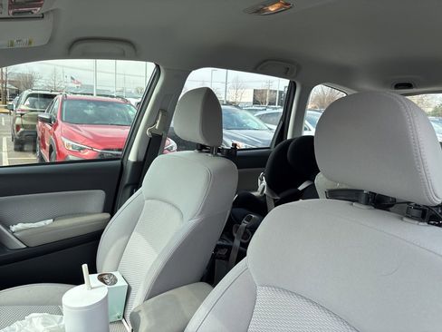 Used 2018 Subaru Forester 2.5i w/ Alloy Wheel Package image 5