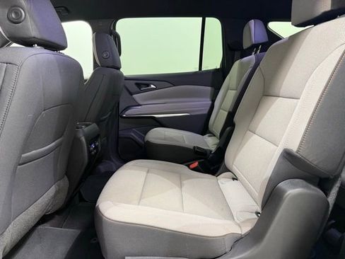 Certified 2025 Chevrolet Traverse LT image 25