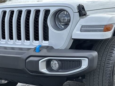 Used 2023 Jeep Wrangler Unlimited Sahara w/ Cold Weather Group image 32