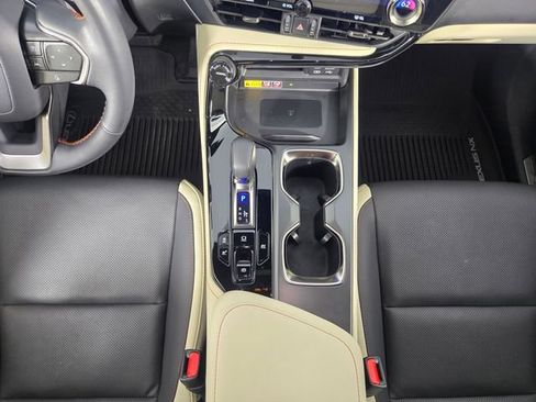 Used 2024 Lexus NX 350h AWD image 27