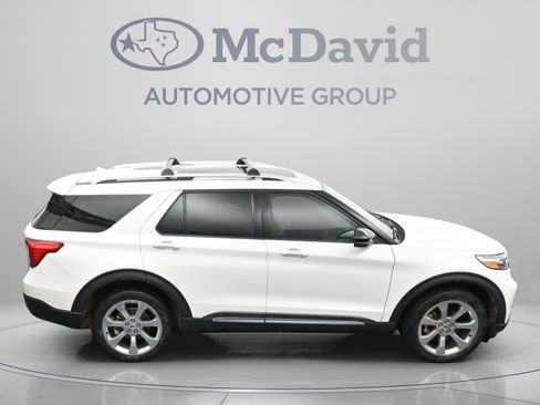 Used 2020 Ford Explorer Platinum w/ Premium Technology Package AWD/4WD image 41