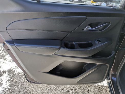 Used 2019 Chevrolet Traverse LT image 26