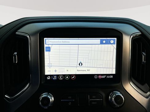 Used 2020 GMC Sierra 1500 SLT w/ SLT Premium Plus Package AWD/4WD image 14