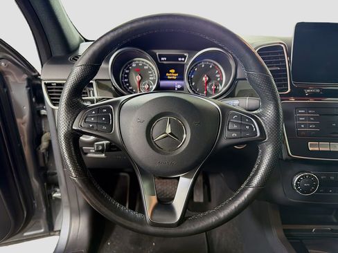 Used 2018 Mercedes-Benz GLE 350 4MATIC image 13