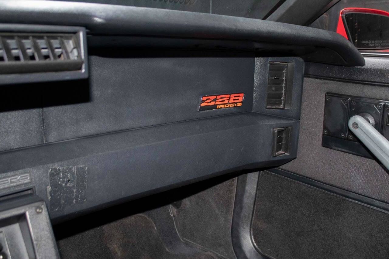 Used 1987 Chevrolet Camaro Z28 RWD image 34