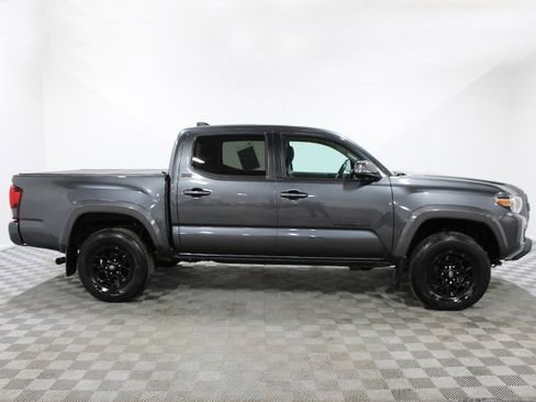 Certified 2022 Toyota Tacoma SR5 image 7