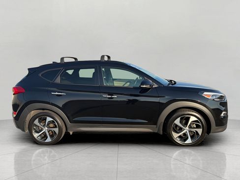 Used 2016 Hyundai Tucson Limited w/ Option Group 03 image 9