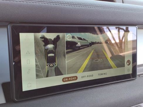 Used 2023 Land Rover Defender 90 SE image 6