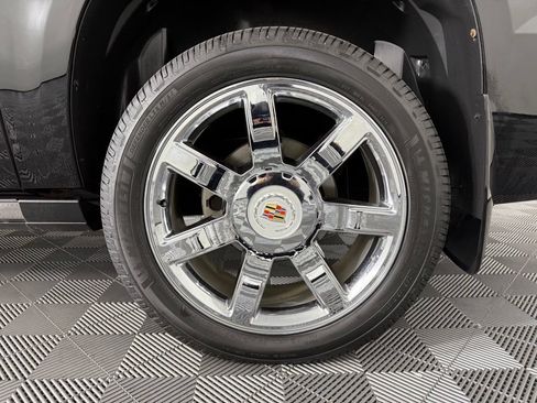 Used 2013 Cadillac Escalade EXT Premium AWD/4WD image 13