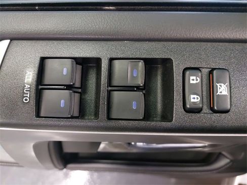 Used 2022 Toyota 4Runner SR5 Premium image 28