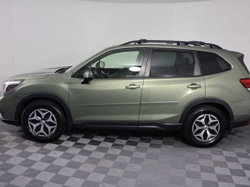 Used 2021 Subaru Forester Premium AWD/4WD image 4