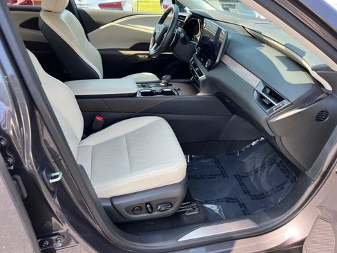 Certified 2024 Lexus RX 350 w/ Convenience Package AWD/4WD image 13