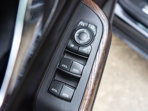 Used 2023 GMC Acadia Denali w/ Black Diamond Edition image 20