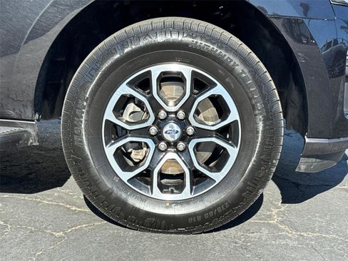Certified 2024 Ford Expedition Max XLT AWD/4WD image 6