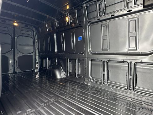 New 2026 Mercedes-Benz Sprinter 2500 image 14