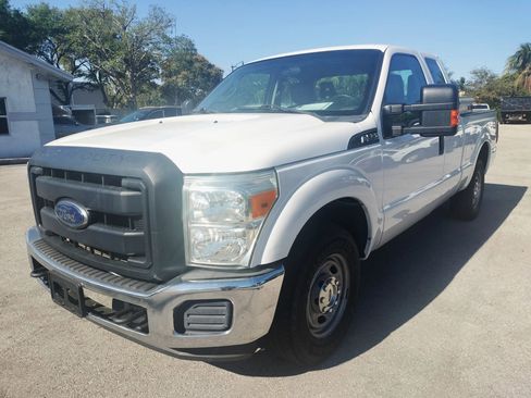 Used 2016 Ford F250 XL w/ Power Equipment Group image 3
