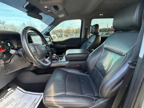 Used 2021 Ford F150 Lariat w/ Equipment Group 502A High image 12