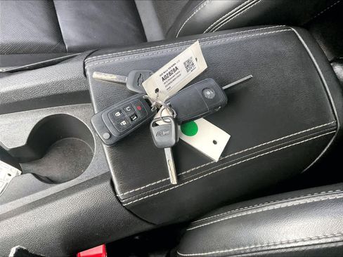 Used 2013 Chevrolet Camaro SS w/ RS Package image 28