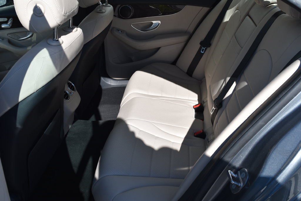 Used 2020 Mercedes-Benz C 300 4MATIC Sedan image 10