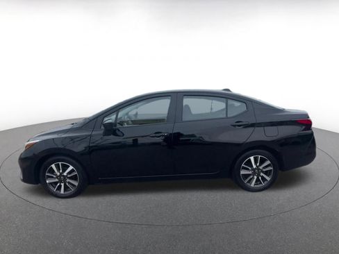Used 2025 Nissan Versa SV FWD image 9